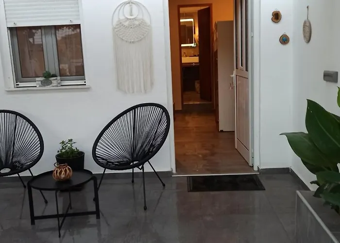 Achlia Beach Apartments 1
